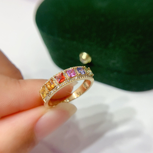 อาซูโอ 18K แหวนทองคำแท้สีเหลืองประดับสายรุ้ง แซฟไฟร์ธรรมชาติ ทรงเจ้าหญิง เพชรแท้ ของขวัญสุดหรูสำหรับเครื่องประดับงานปาร์ตี้ของผู้หญิง - Product Image 3