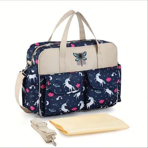 Bolsa de Pañales Multifuncional con Cambiador Integrado, Bolsa para Bebé con Correa de Hombro Ajustable - Product Image 1