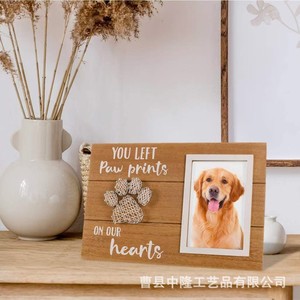 Cadre photo en bois pour animaux de compagnie, décoration murale pour la maison, ornement commémoratif pour photos de chat et de chien, cadre photo en bois avec empreinte de patte de chien - Product Image 1