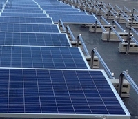 Supports solaires de conception gratuite Système de montage au sol pour toit solaire Support de module Pv en aluminium personnalisé