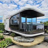 Capsule spatiale moderne de luxe Capsule spatiale modulaire préfabriquée Petite maison Capsule spatiale familiale mobile Hôtel et villa