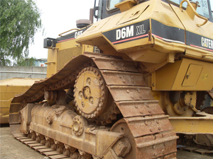 Bulldozer CAT D6M Usado y Duradero, Ideal para Trabajos de Minería y Construcción - Product Image 2