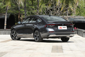 Honda Accord Usado Certificado con Motor Turbo, Bien Mantenido, Título Limpio, Sin Daños por Inundaciones, Amplio Espacio en el Maletero, Auto Confiable para Exportación - Product Image 5