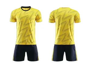 Goedkope Prijs Nieuwe Seizoen Hoge Kwaliteit Wholesale Voetbal Jersey Voetbal Uniformen Sportkleding Plain Uniform Set