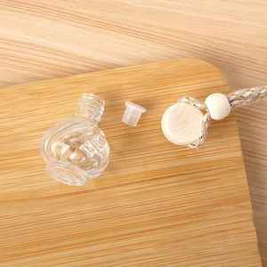 Nhà Máy cấp hương liệu Nước hoa xe hơi khuếch tán chai phẳng thủy tinh rỗng với nắp gỗ và vương miện nắp tinh dầu bốc hơi - Product Image 2