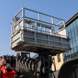 अच्छी गुणवत्ता में व्यक्त उछाल लिफ्ट डीजल बकेट ट्रक निर्माण वाहन हवाई कार्य मंच उच्च ऊंचाई वाले ऑपरेशन ट्रक - Product Image 5