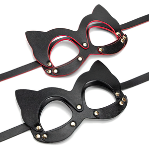 8-टुकड़ा वास्तविक चमड़े का बीडीएसएम किट फेस्ट सेक्स बंधन सेट, हाथ के मुंह गाग व्हिप कॉलर और कामुक खेलों के लिए मास्क - Product Image 2