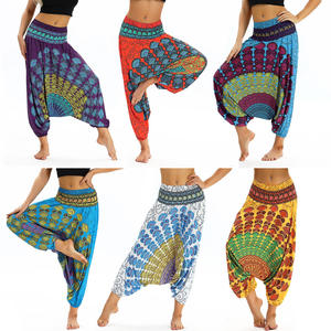 กางเกงโยคะผู้หญิงเอวกลาง ลายพิมพ์ดิจิทัล ลายดอกไม้และนกยูง สไตล์โบฮีเมียน ฮิปปี้ ระบายอากาศ แห้งเร็ว ผ้าโพลีเอสเตอร์ 100% ยืดหยุ่น - Product Image 2