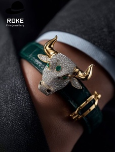<span class=keywords><strong>Bracelet</strong></span> de luxe personnalisé Tête de Taureau en Or 9K-18K, entièrement pavé de diamants, yeux d'émeraude, en <span class=keywords><strong>cuir</strong></span> de crocodile, pour Hommes et Femmes, Cadeau de fête - Product Image 1