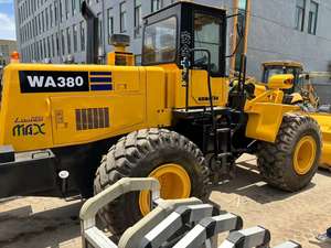 Cargadora Komatsu WA380 Importada de Japón, Motor de Inyección Directa de 143KW, Caja de Cambios, Bomba, Rodamiento, Motor de Alta Eficiencia, Bajo Costo - Product Image 2