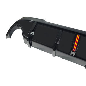 Diffusore materiale PP di alta qualità per 2020-2024 <span class=keywords><strong>serie</strong></span> <span class=keywords><strong>1</strong></span> <span class=keywords><strong>F40</strong></span> MP stile diffusore labbro posteriore con LED - Product Image 5