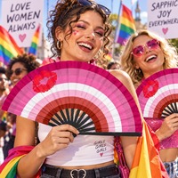 Éventail pliant personnalisé arc-en-ciel en bambou, plastique et bois, avec porte-rouge à lèvres, cadeau pour la fierté lesbienne
