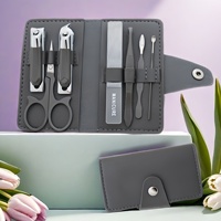 Kit de Manucure et Pédicure Professionnel en Acier Inoxydable 7 Pièces – Coupe-Ongles, Lime à Ongles, Ciseaux à Cuticules – Vente en Gros