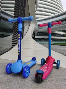 Extra-Wide Board Children's <strong>Scooter</strong> Adjustable Height Light up <strong>3</strong> <strong>Wheels</strong> Foldable Kick <strong>Scooters</strong> <strong>for</strong> Kids Toddlers <strong>3</strong>-6 <strong>Years</strong> <strong>Old</strong> - Product Image 1