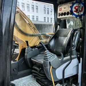 รถขุด CAT 330D2L สภาพใหม่ 95% สำหรับงานก่อสร้าง - Product Image 5