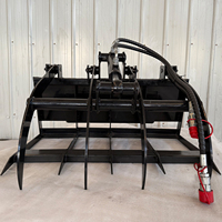 Grappin hydraulique personnalisé pour mini-chargeuse compacte, idéal pour la manutention de racines, de bûches, de broussailles, d'herbe et de débris.