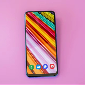 Prix Super Bas en Promotion : Smartphone Android A30 TD-LTE SM-A305F 32 Go 3 Go RAM Batterie 4000 <span class=keywords><strong>mAh</strong></span> avec Kit d'Accessoires Complet - Product Image 2