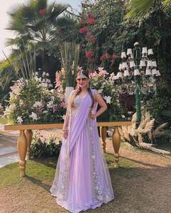 Designer Boutique Haut de travail lourd en crochet et Lahengha avec Dupatta Travail de cordon lourd Lehenga Choli avec travail Dupatta - Product Image 6