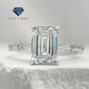 Anillos de Halo ocultos de corte esmeralda personalizados 0.5ct 1ct 2ct con diamantes cultivados en laboratorio Anillos de compromiso de oro de 14K 18K IGI para mujer - Product Image 1