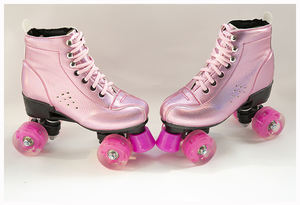 SPAKYCE Venta al por mayor de fábrica de <span class=keywords><strong>patines</strong></span> de ruedas 4 ruedas Personalización de <span class=keywords><strong>patines</strong></span> 4 Ruedas <span class=keywords><strong>Quad</strong></span> alquiler de <span class=keywords><strong>patines</strong></span> para mujeres adultas - Product Image 5