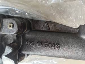 Pompe à piston modèle G 6HH1 8N5853 111 kg - Product Image 5