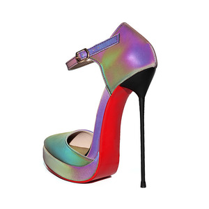 Zapatos de Tacón de Aguja Elegantes y Sexis con Suela Roja al por Mayor de Fábrica para Mujer en Tallas Grandes - Product Image 1