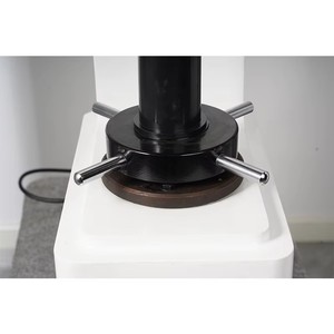 Tragbarer Elektronischer Brinell-Härteprüfer mit Touchscreen und Direktauslesesystem für Vor-Ort-Metallprüfung und Qualitätskontrolle - Product Image 4