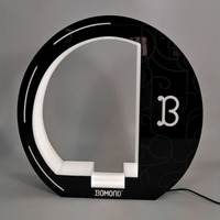 Présentoir de bouteilles de vin Led personnalisé/présentoir de bouteilles de vin Led pour Bar à domicile/présentoir de liqueur éclairé en acrylique personnalisé