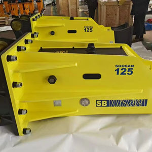 Martillo hidráulico SOOSAN SB 125 tipo BOX adecuado para excavadoras pesadas con 28-35 toneladas para construcción y demolición - Product Image 1