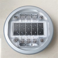 Borne de signalisation routière solaire en aluminium étanche IP68, capacité de charge 50 tonnes, 135x120x50mm, clignotement synchrone GPS pour la sécurité routière