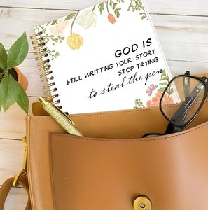 Christian Inspirational Máy Tính Xách Tay Đức Tin Nghệ Thuật Quà Tặng Thiên Chúa Vẫn Là Viết Câu Chuyện của Bạn Hoa Tạp Chí Bìa Cứng Xoắn Ốc Máy Tính Xách Tay - Product Image 3