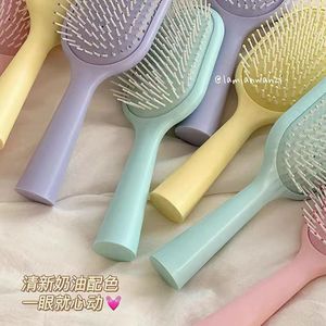 Brosse à cheveux ovale à coussin d'air en nylon, peigne de massage pour femmes et étudiants, couleur macaron, usage domestique, antistatique, brosse volumisante - Product Image 3