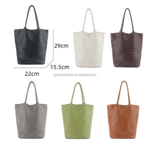 Sac fourre-tout tissé à la main en cuir de vache véritable pour femmes - Product Image 2