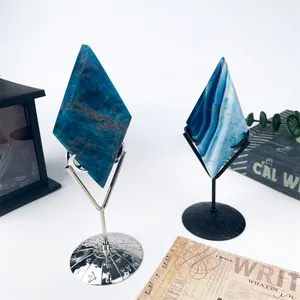 Hoge Kwaliteit Crystal Rhomboid Ondersteuning Blauw Agaat Vrije Vorm Metalen Ondersteuning Voor Decoratie