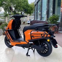 Ventes Flash Direct Usine : Scooters et Motos Électriques à Batterie Lithium 72V/20Ah, Performance Maximale et Stabilité Énergétique Améliorée