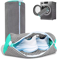 Sac de nettoyage de chaussures réutilisable et durable avec logo personnalisé, housse de protection anti-déformation en polyester pour machine à laver