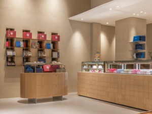 Muebles Personalizados para Cafetería, Vitrinas Modernas para Panadería, Mesas y Sillas para Cafetería, Mobiliario para Tiendas - Product Image 5