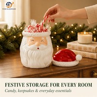 Porte-bougie en céramique festif sculpté en forme de casse-noisette avec couvercle à rayures pour les présentoirs de fêtes et les boutiques de cadeaux de Noël
