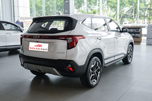 קיה סלטוס 2025 2024 רכבים משומשים רכבי בנזין רכבי שטח <span class=keywords><strong>SUV</strong></span> קיה סלטוס <span class=keywords><strong>SUV</strong></span> - Product Image 2