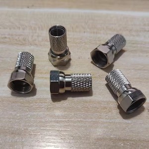 <span class=keywords><strong>Connecteur</strong></span> F 75-5 métrique en cuivre <span class=keywords><strong>à</strong></span> <span class=keywords><strong>visser</strong></span> pour câble coaxial d'<span class=keywords><strong>antenne</strong></span> satellite RF - Product Image 1