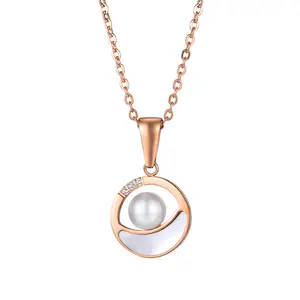 OUXI Trendy Pearl White Oyster Round Pendant Rose Gold Collier en acier inoxydable Bijoux de mode pour femmes et filles B10332