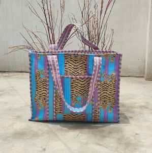 Bolso Tote de Algodón Acolchado con Estampado de Tigre, Bolso de Hombro Suave para Mujer, Bolso de Compras Hecho a Mano, Bolso de Viaje para Uso Diario - Product Image 1