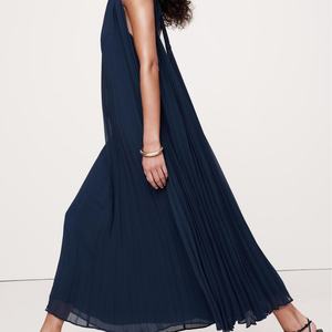 เดรสยาวทรงวีคอลึกผ้าฝ้ายโพลีเอสเตอร์สีน้ำเงินคุณภาพสูงสำหรับฤดูร้อน สไตล์ลำลอง แขนกุด เหมาะสำหรับผู้หญิง - Product Image 2