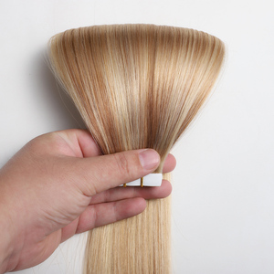 Extensions a Nastro di <span class=keywords><strong>Capelli</strong></span> Umani Europei 100% <span class=keywords><strong>Veri</strong></span> Remy, Doppia Trama, Lisci, con Cuticole Completamente Allineate, Colore Balayage, per Vendita all'Ingrosso - Product Image 6