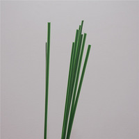 Décoration d'intérieur réaliste en herbe de sauge de haute qualité ; Arrangements floraux, plantes d'aménagement intérieur ; Fleurs artificielles en plastique pour la photographie