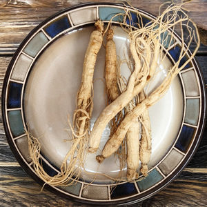 Yüksek kaliteli 5 yaşındaki kurutulmuş % Ginseng kökü ham tarım ürünü sağlık yararına - Product Image 2