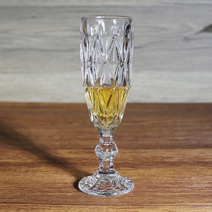 Diamante De Luxo Leve Gravado Cálice Criativo Moderno Cristal Vermelho Vidro De Vinho High-End Isolado para Ondulação De Água De Vidro De Champanhe - Product Image 6