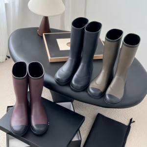 Botas de Lluvia de Cuero para Mujer, Formales, Sólidas, Altas, Impermeables, con Punta Reforzada y Suela Gruesa, para Otoño/Invierno - Product Image 1