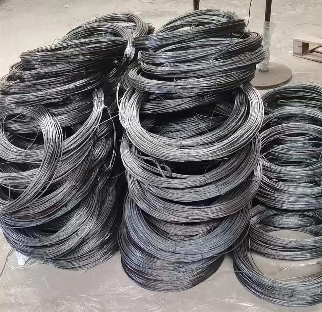 Schlussverkauf schwarzer gedrehter Draht mehrfach gedrehter zerknitterter Draht hergestellt in China