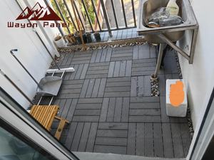 ウェイオン モダンデザイン 32*32cm WPC 木質プラスチック床材 滑り止め 防水 屋外 庭 テラス 公園 簡単設置 - Product Image 5